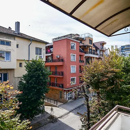 Budget 2br Location Apartment Varna